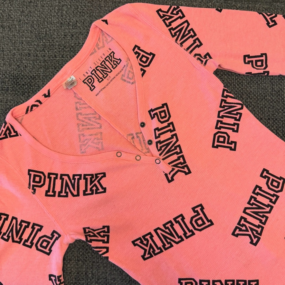 Victoria’s Secret PINK All Over Print Waffle Texture Thermal Onesie Size Small